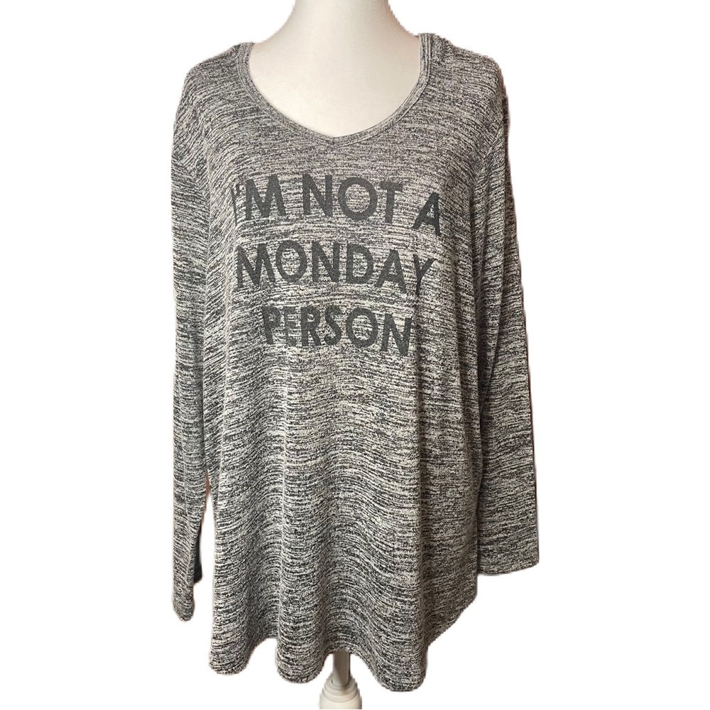 Avenue Women’s Gray Monday Person Hooded Long Sleeve Tee Shirt Size 18/20